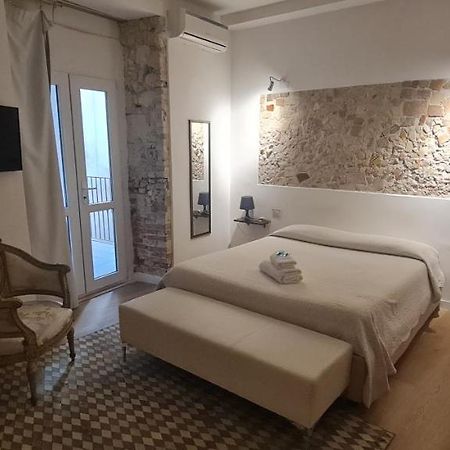 Beni Benius Hotel กาญารี ภายนอก รูปภาพ